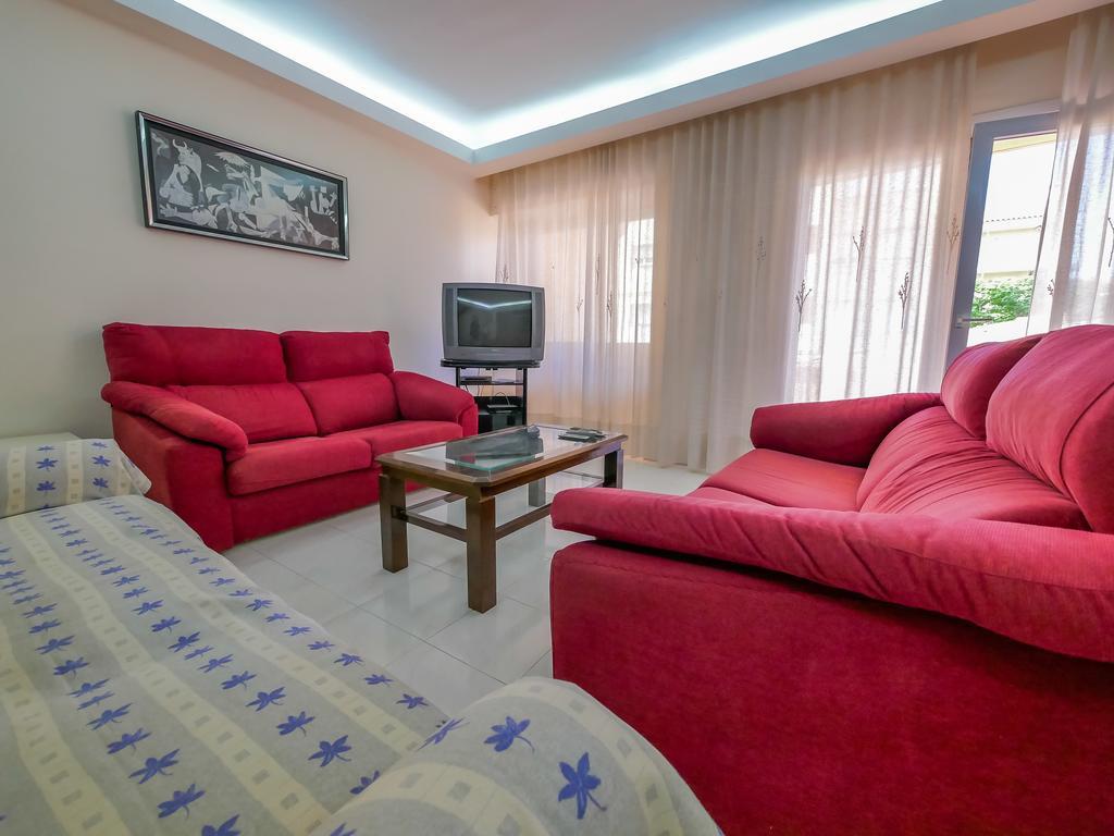 Apartament Agi Ferran 32